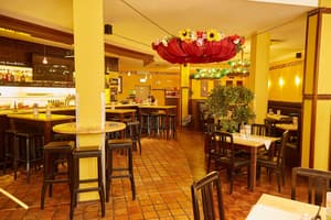 thumbnail: Restaurant