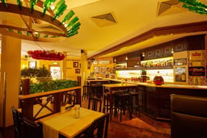 thumbnail: Restaurant