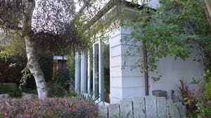 thumbnail: Exterior detail