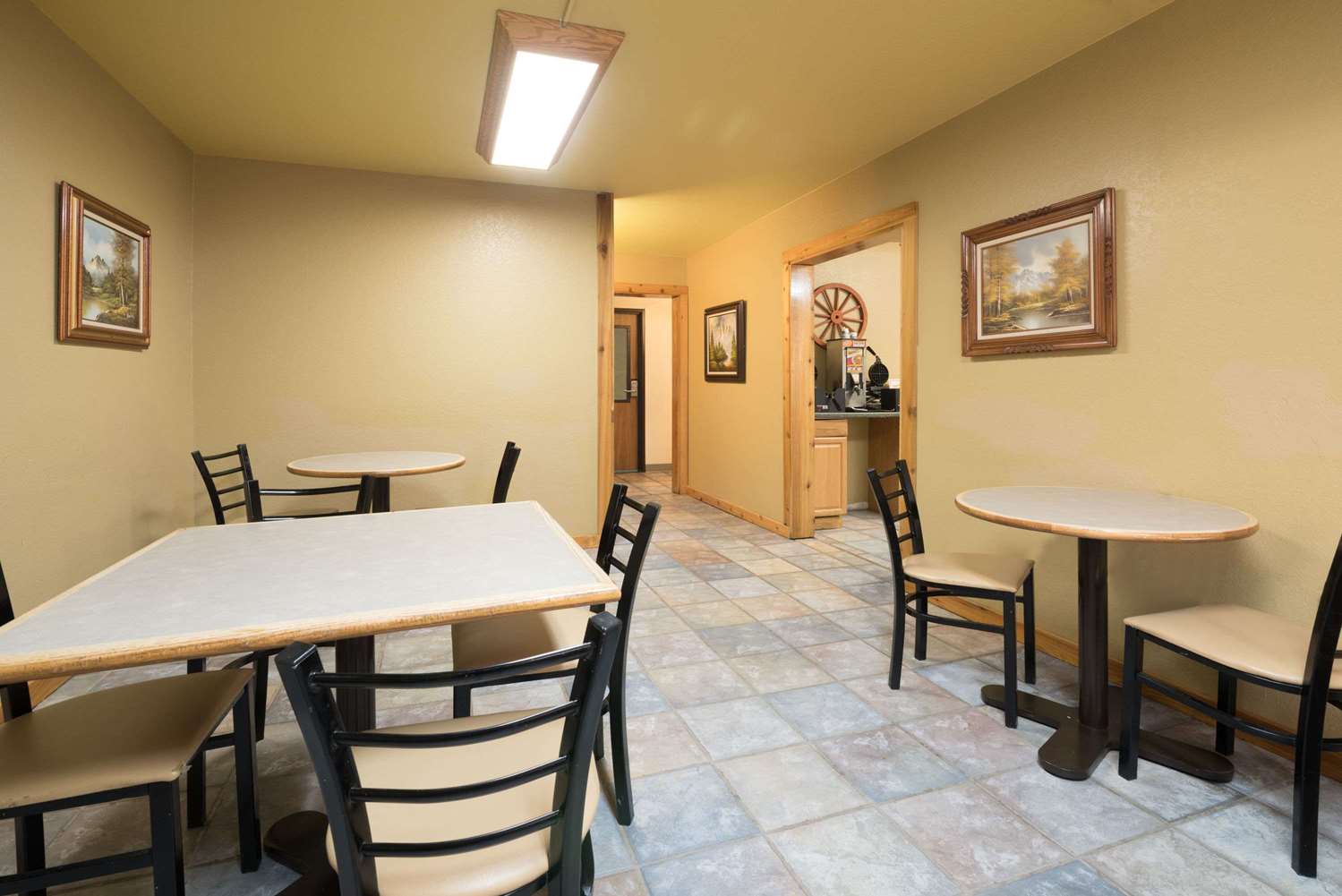 Restaurant-cafeteria