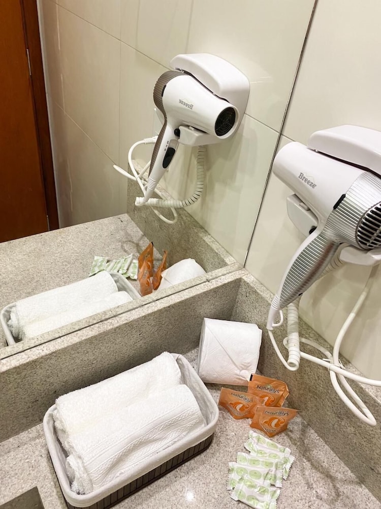 Bathroom amenities