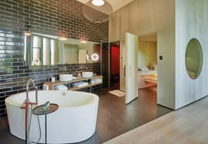 thumbnail: Bad Badewanne Dampfbad Sauna Sorell Hotel Rigiblick