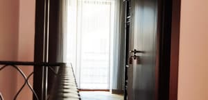 thumbnail: Hallway
