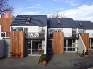 thumbnail: Exterior