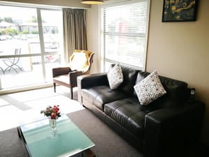 thumbnail: Living room