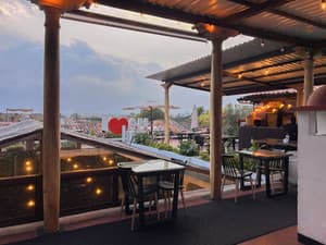 thumbnail: Terrace/patio