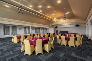 thumbnail: Banquet hall