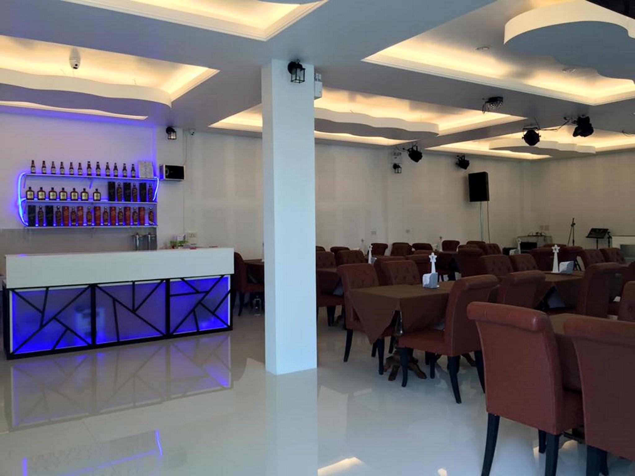 Restaurant-cafeteria