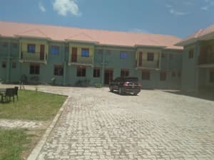 thumbnail: Front of property