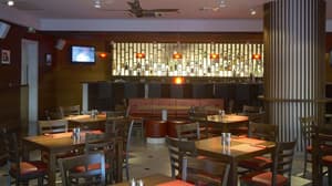 thumbnail: Bar (on property)
