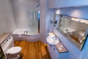 thumbnail: Bathroom