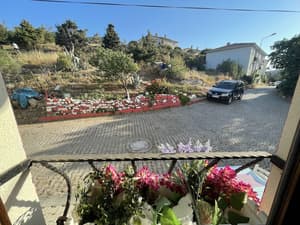 thumbnail: Front of property