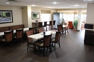 thumbnail: Breakfast area