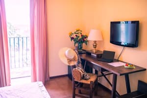 thumbnail: Interior detail