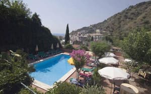 thumbnail: Outdoor pool