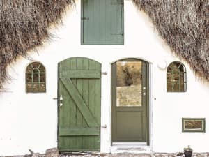 thumbnail: Exterior
