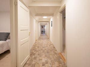 thumbnail: Interior