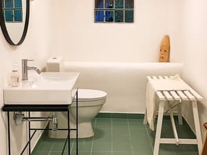thumbnail: Bathroom