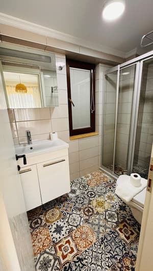thumbnail: Bathroom