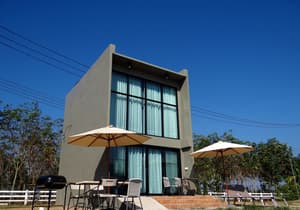 thumbnail: Terrace/patio