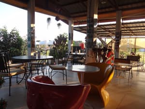 thumbnail: Restaurant