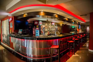 thumbnail: Bar (on property)