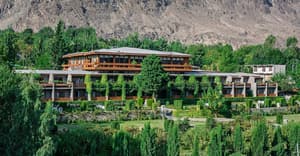 thumbnail: Exterior