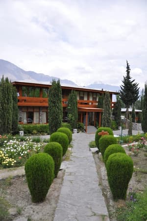 thumbnail: Exterior