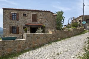 thumbnail: Exterior
