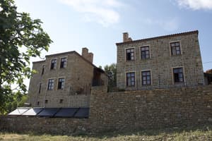 thumbnail: Exterior