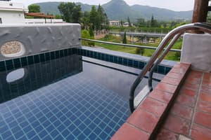 thumbnail: Pool