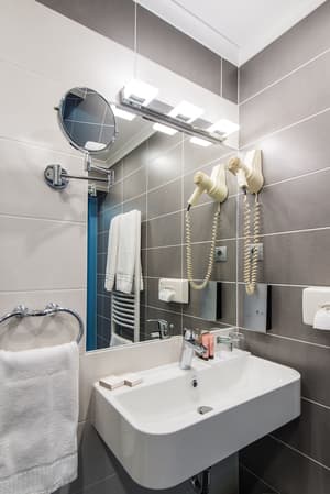thumbnail: Bathroom
