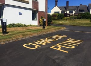 thumbnail: Bar (on property)