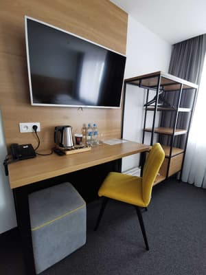 thumbnail: Room