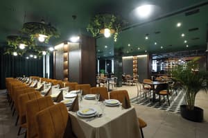 thumbnail: Restaurant