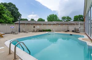 thumbnail: Outdoor pool