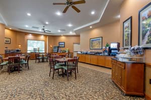 thumbnail: Breakfast area