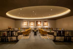 thumbnail: Reception hall