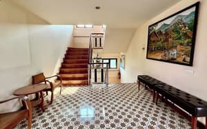 thumbnail: Interior