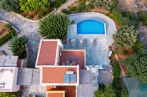 thumbnail: Pool