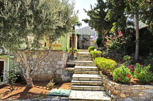 thumbnail: Garden