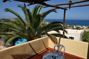 thumbnail: Terrace/patio