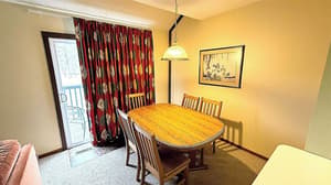thumbnail: In-room dining