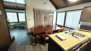 thumbnail: In-room dining