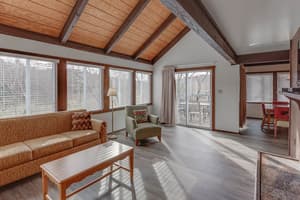 thumbnail: Living room