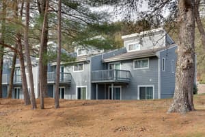 thumbnail: Exterior