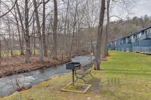 thumbnail: BBQ/picnic area