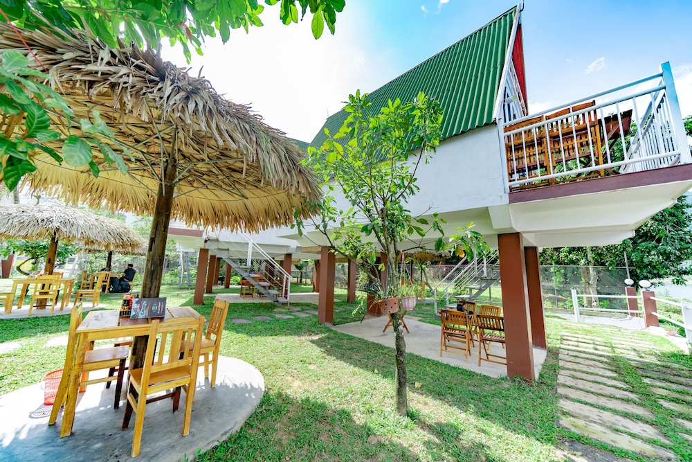 Children's play area - indoor