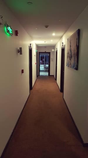 thumbnail: Interior entrance
