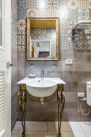 thumbnail: Bathroom